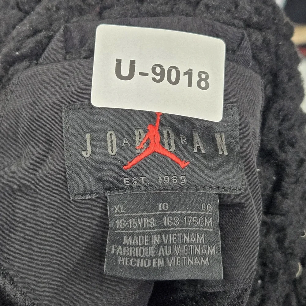 Jordan Boy Jacket XL Black Fleece Air‎ Jumpman Logo Zipper Long Sleeve